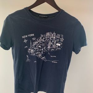 Brandy Melville t shirt
